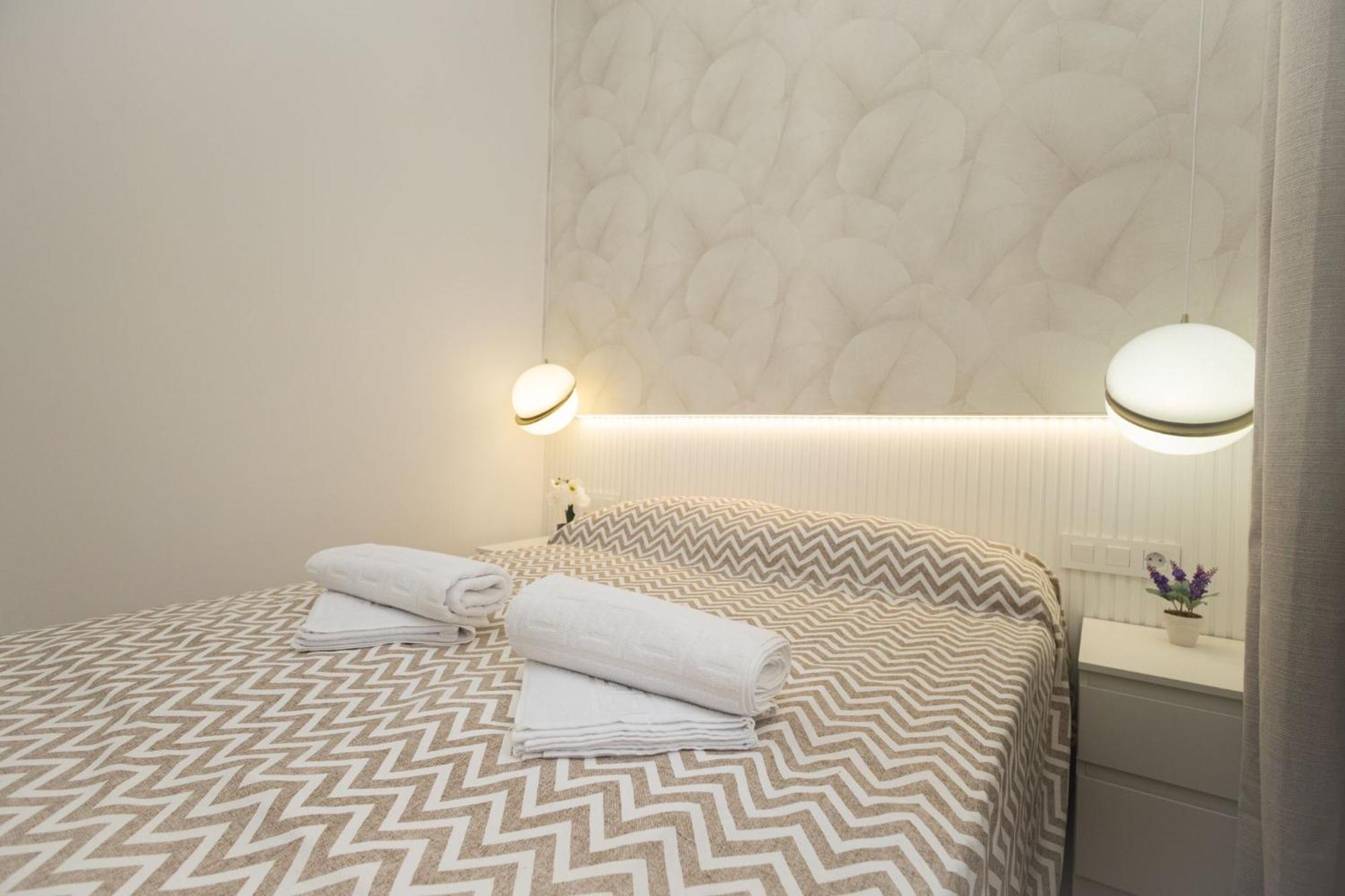 Ra Apartamentos Sevilla アリカンテ エクステリア 写真