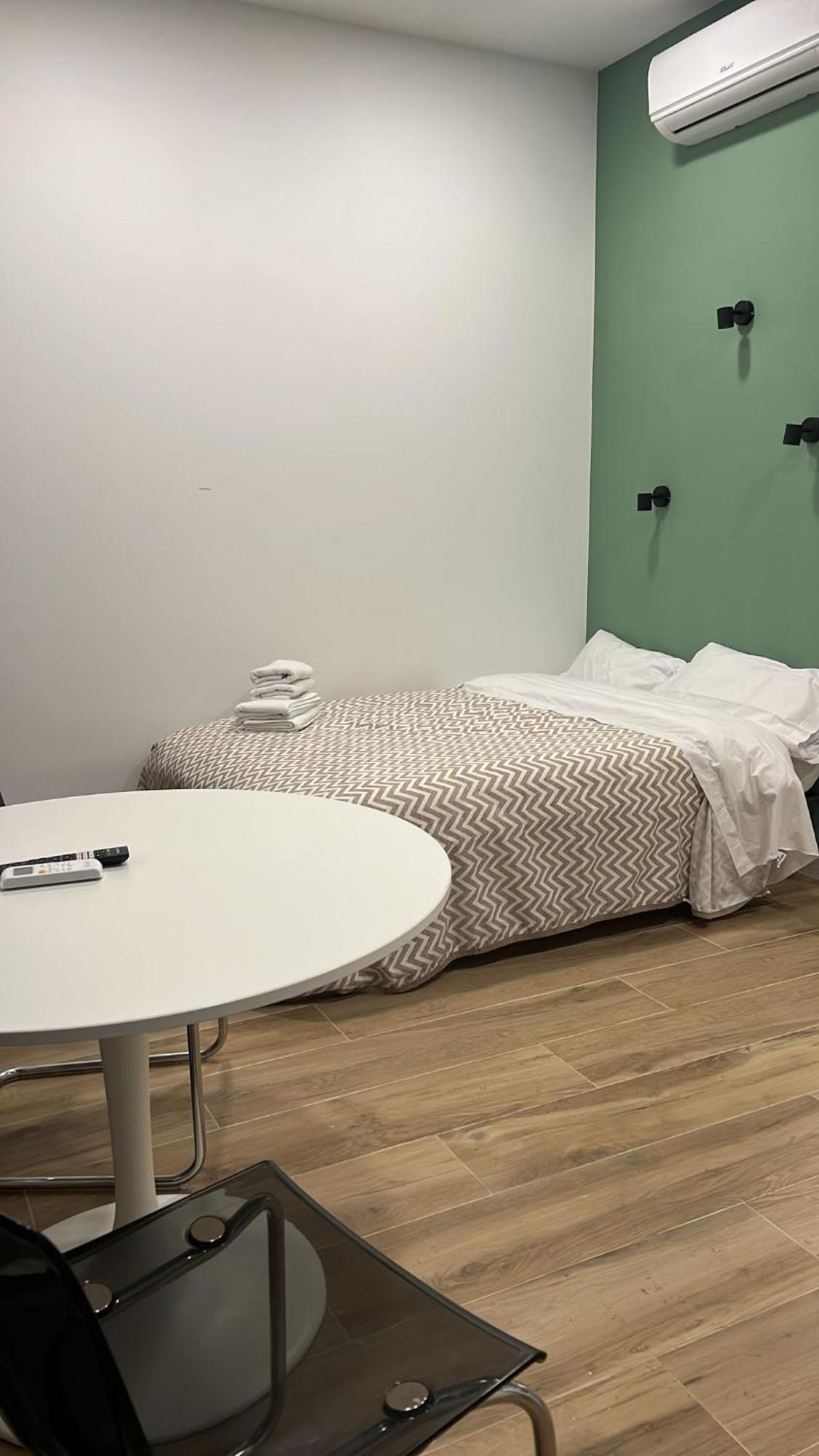 Ra Apartamentos Sevilla アリカンテ エクステリア 写真